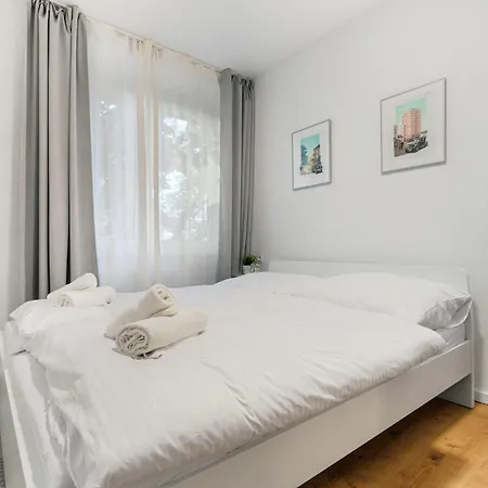 Touch 2 Bedroom 브라티슬라바